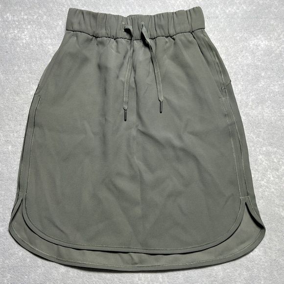 Lululemon Grey Sage On The Fly Woven Skirt Women's W8A87S Size: 2 - Picture 1 of 13